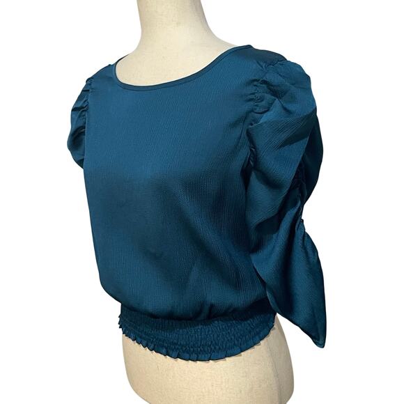 Paper Crane Women's T41729P Ocean Blue Ruched Sleeve Smocked Hem Crop Top Size M - Picture 6 of 14